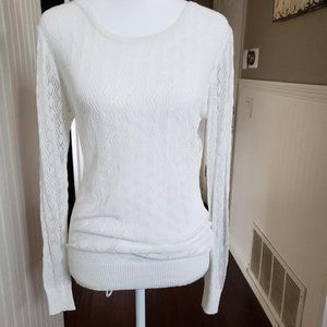 Lola Crocheted sweater – NWT'S (SZ: S) (MSRP $98)